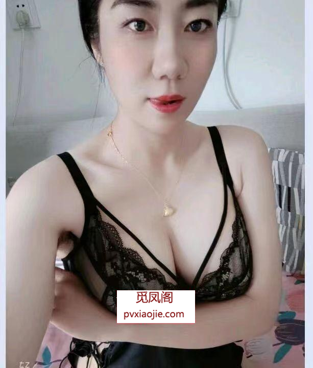 小美人妻少妇